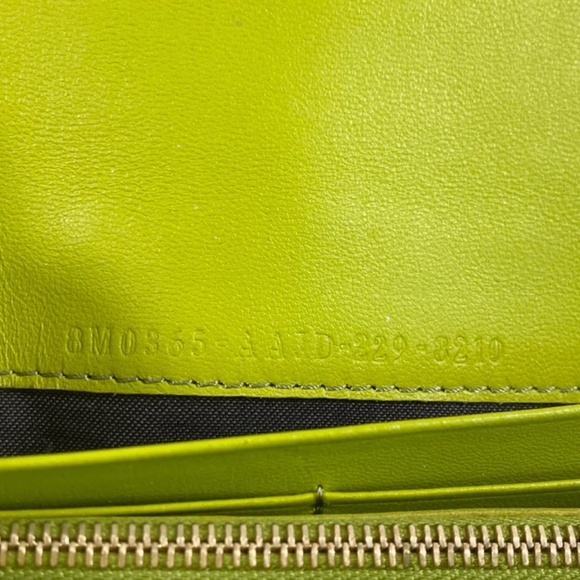 Authentic Pre-owned Baguette Continental With Chain Green - Picture 12 of 16